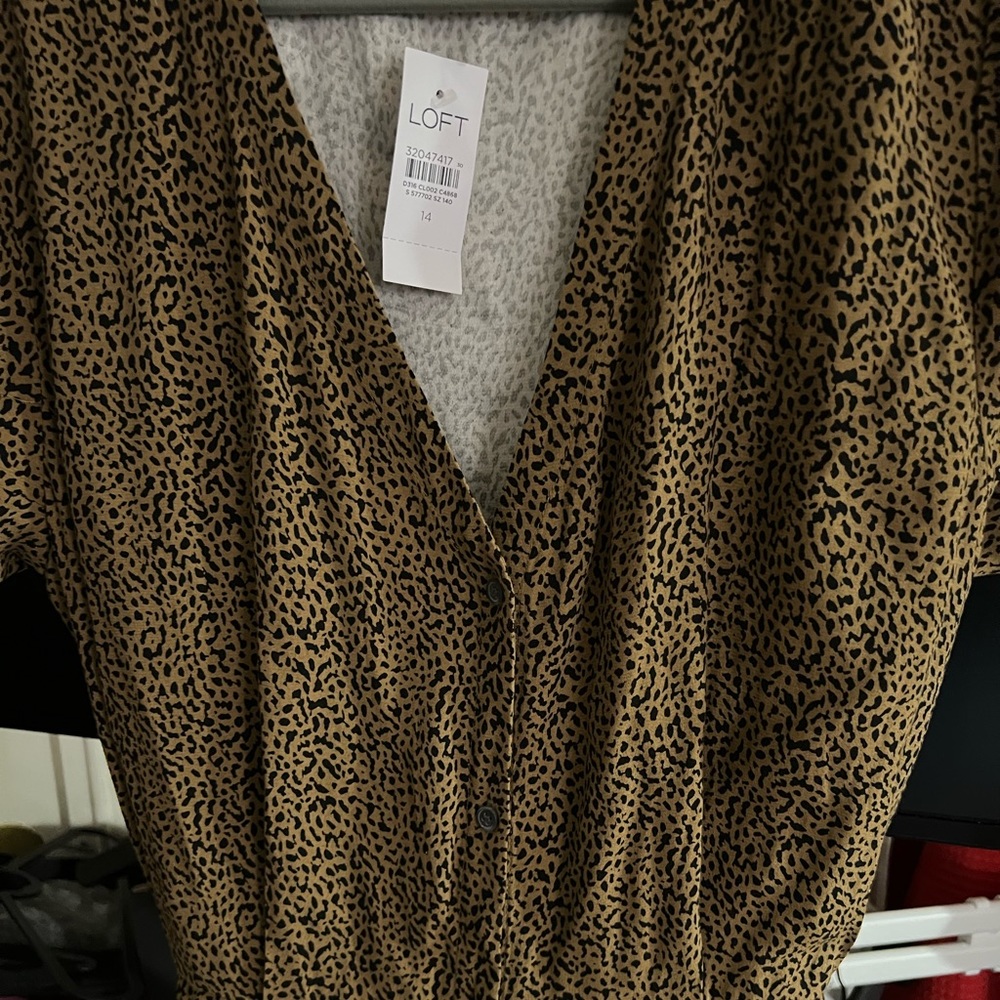 Loft Size 14 Leopard Print V-Neck Midi Shirtdress - Picture 7 of 9